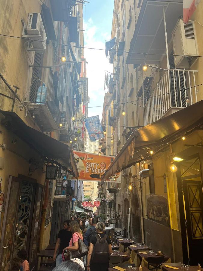 Casa Vacanza La Spagnola Napoli Eksteriør billede