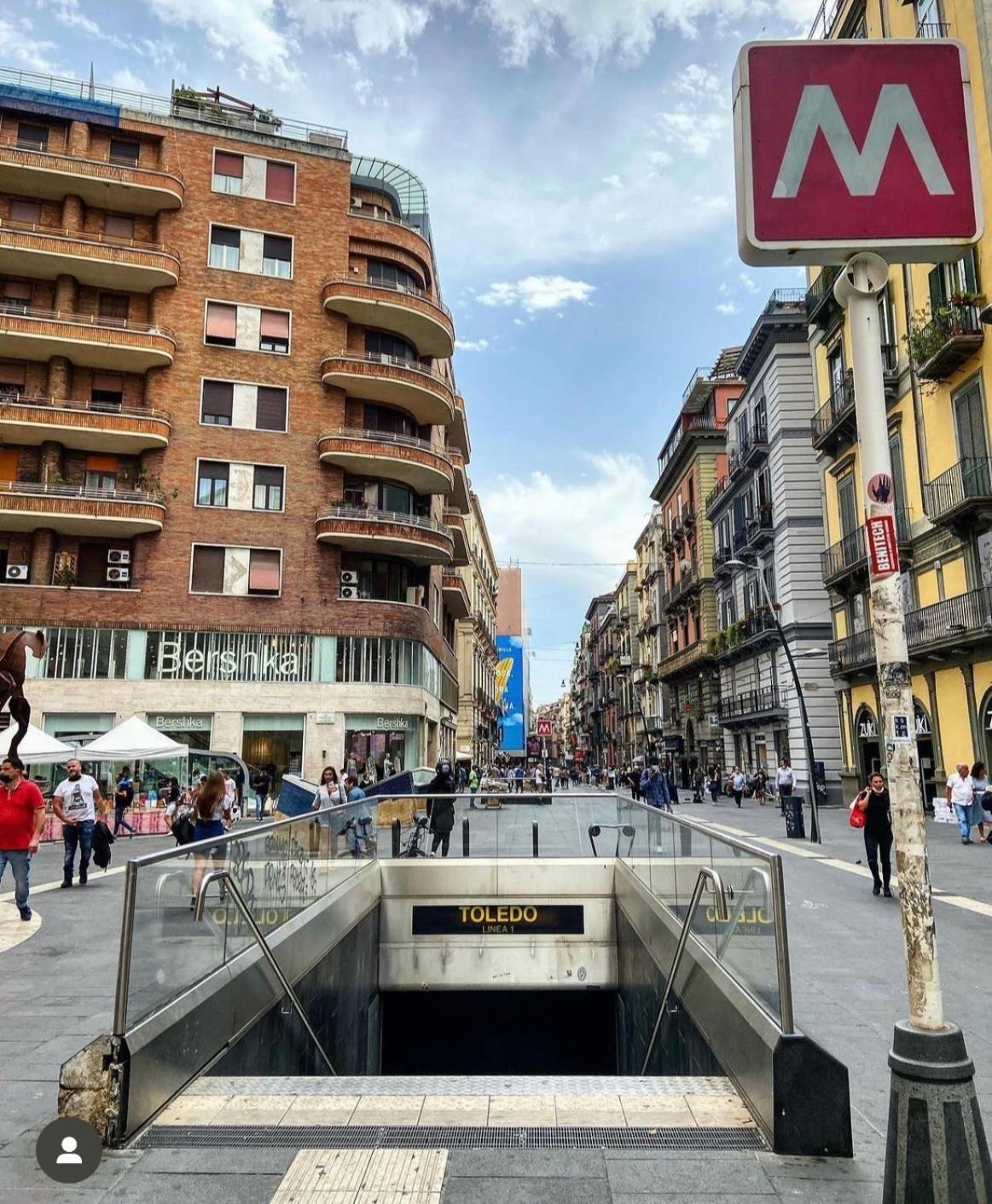 Casa Vacanza La Spagnola Napoli Eksteriør billede